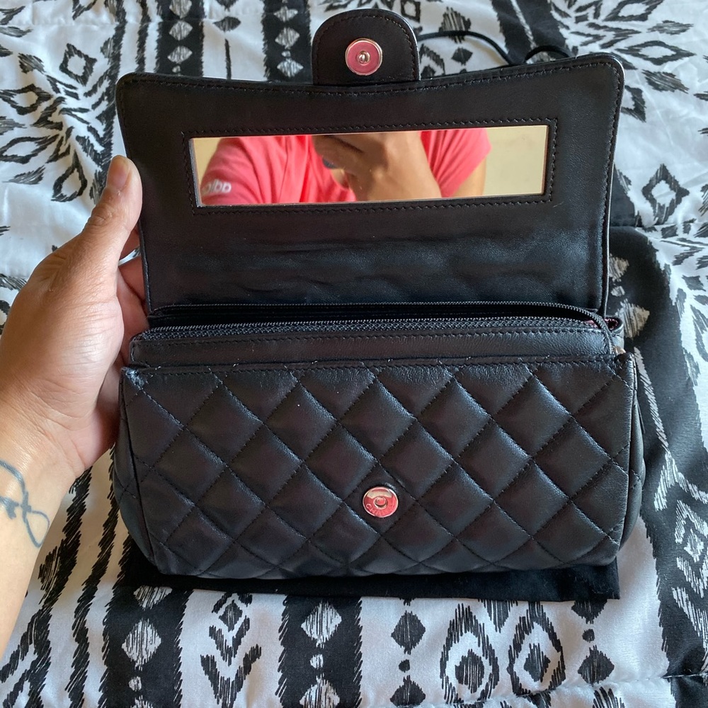 Chanel Cosmetic Bag - Picture 2 of 6